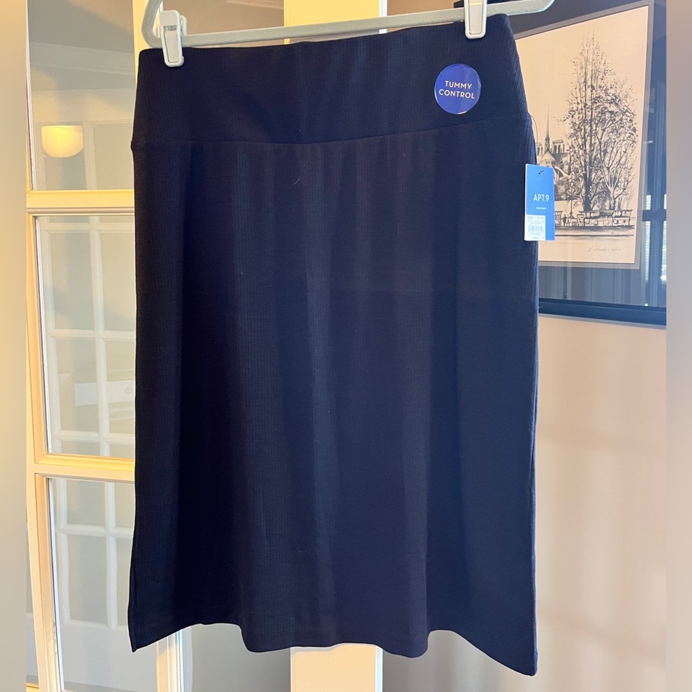 Women’s Black Skirt L